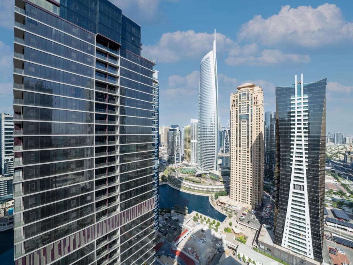 Spacious 2 Bed With Iconic Jlt Views Apartment